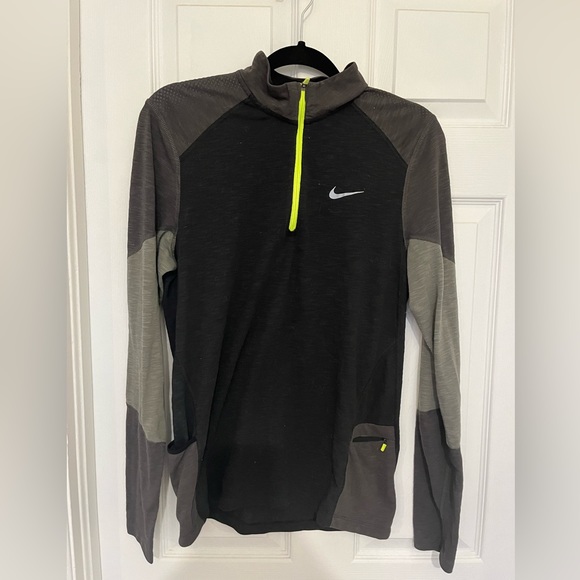 2/15$ - Adidas long sleeves dri fit shirt - Picture 1 of 3